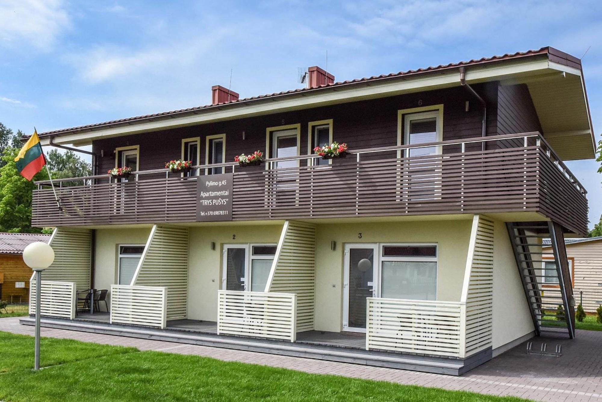 Apartamentai Trys Pusys Šventoji Kültér fotó